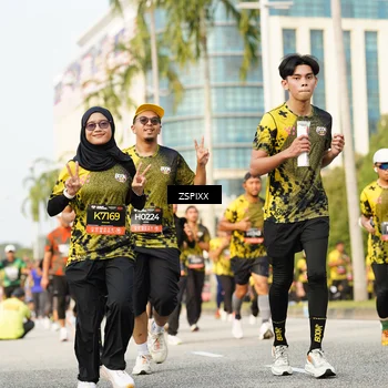 Runner Photo 6404466