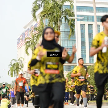 Runner Photo 6404483