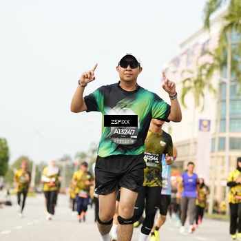 Runner Photo 6404500