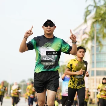 Runner Photo 6404513