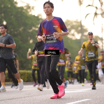 Runner Photo 6404526