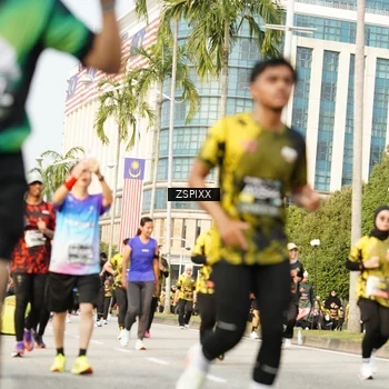 Runner Photo 6404537