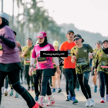 Runner Photo 6404584