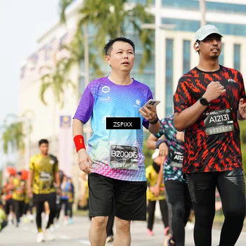Runner Photo 6404600
