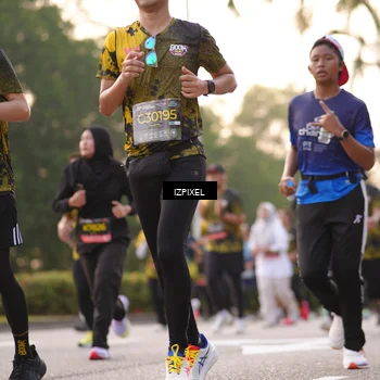 Runner Photo 6404663