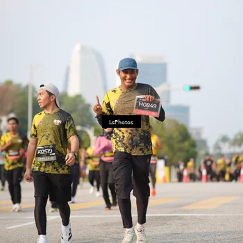 Runner Photo 6404669