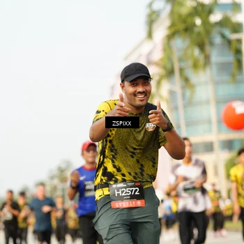 Runner Photo 6404671