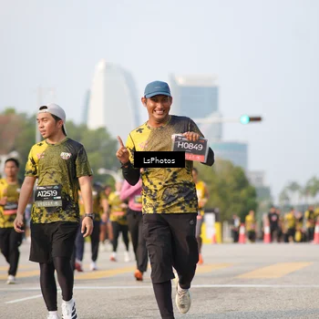 Runner Photo 6404692