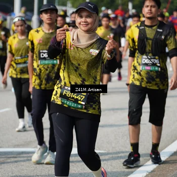 Runner Photo 6404711
