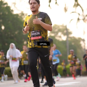 Runner Photo 6404743