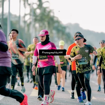 Runner Photo 6404749