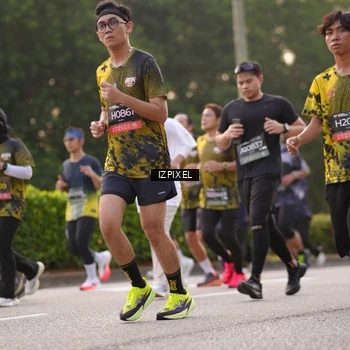Runner Photo 6404777