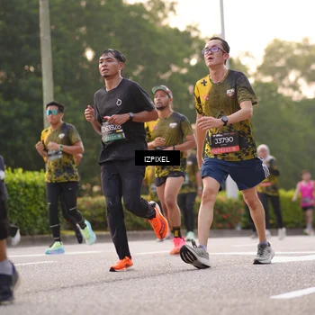 Runner Photo 6404844