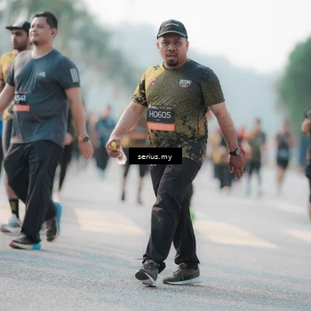Runner Photo 6404857