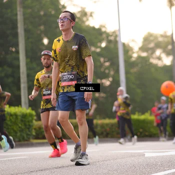Runner Photo 6404924