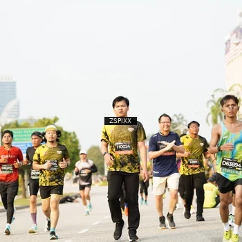 Runner Photo 6404942