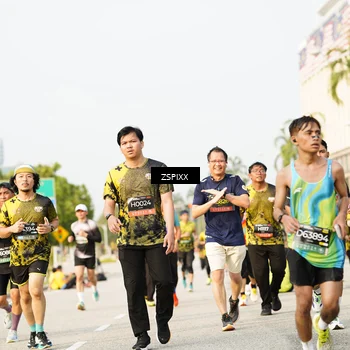 Runner Photo 6404977