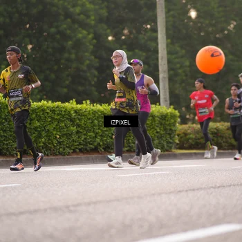 Runner Photo 6404987