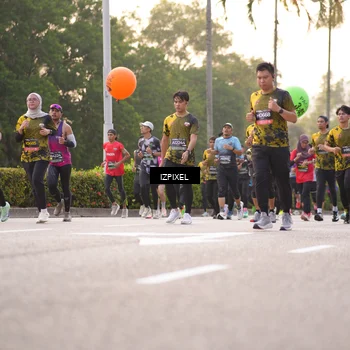Runner Photo 6405003
