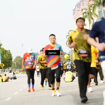 Runner Photo 6405012