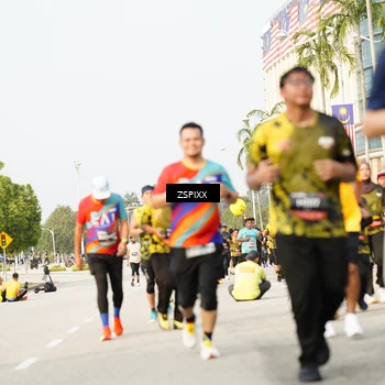 Runner Photo 6405024