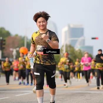 Runner Photo 6405027