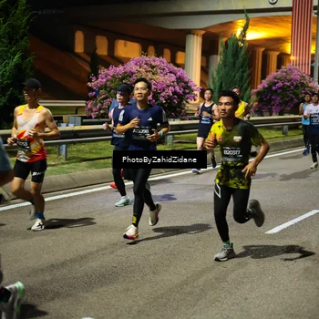 Runner Photo 6405042