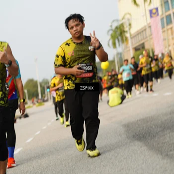 Runner Photo 6405073