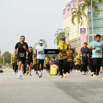 Runner Photo 6405118