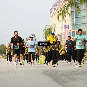 Runner Photo 6405138