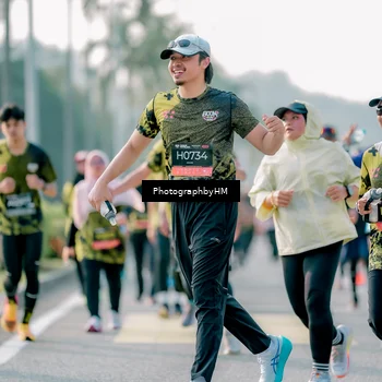 Runner Photo 6405159