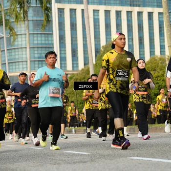 Runner Photo 6405195