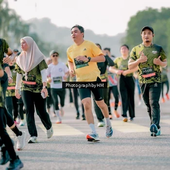 Runner Photo 6405222