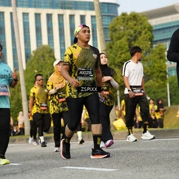 Runner Photo 6405227