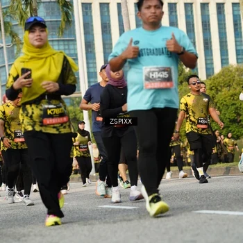 Runner Photo 6405253
