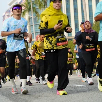 Runner Photo 6405255