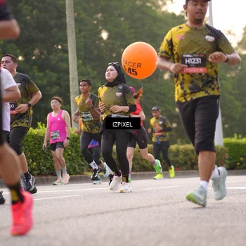 Runner Photo 6405278