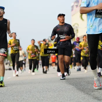 Runner Photo 6405285