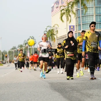 Runner Photo 6405307