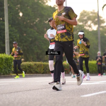 Runner Photo 6405334