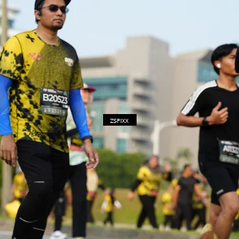 Runner Photo 6405409