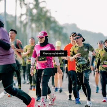 Runner Photo 6405433