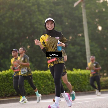 Runner Photo 6405438