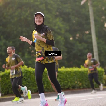 Runner Photo 6405442