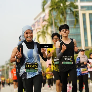 Runner Photo 6405524
