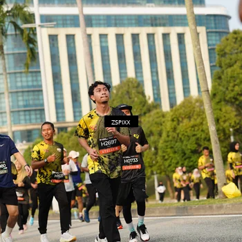 Runner Photo 6405666