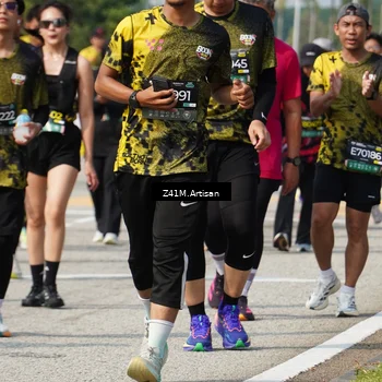 Runner Photo 6405670