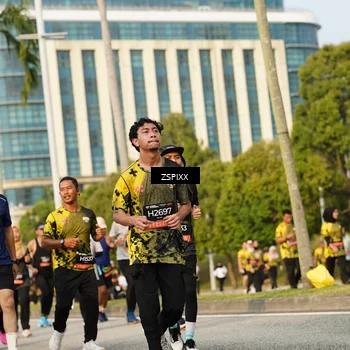 Runner Photo 6405675