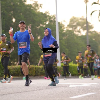 Runner Photo 6405696