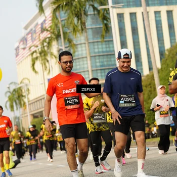 Runner Photo 6405710